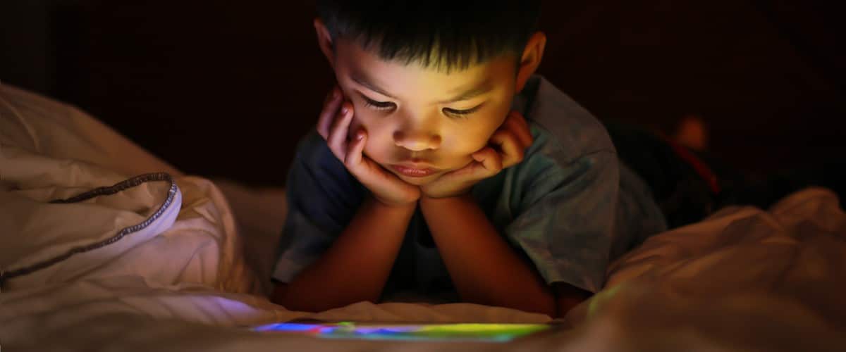 Teknoloji Bağımlığı ve Çocuklarımız kapak fotoğrafı