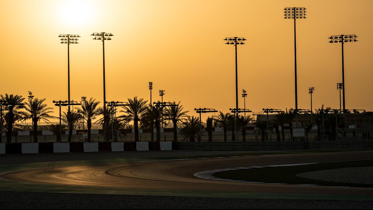 Qatar GP: Hamilton Geldi, Gördü, Yendi! kapak fotoğrafı